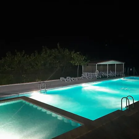 Bungalow 119 *